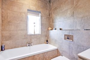 Master ensuite bath and shower room- click for photo gallery